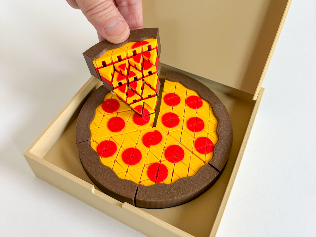 Pizza Sensorial Articulada — fatias móveis e encaixáveis impressas em 3D